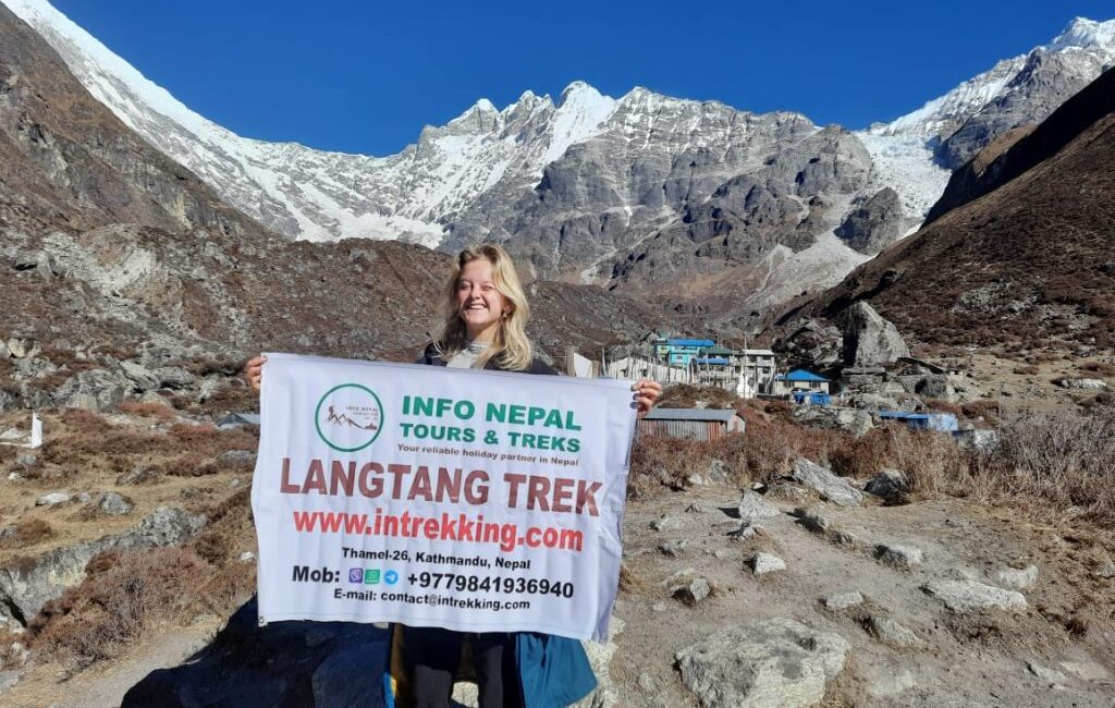 Langtang Gosaikunda Trek 11 Days