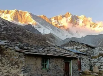 kanchenjunga south to north trek