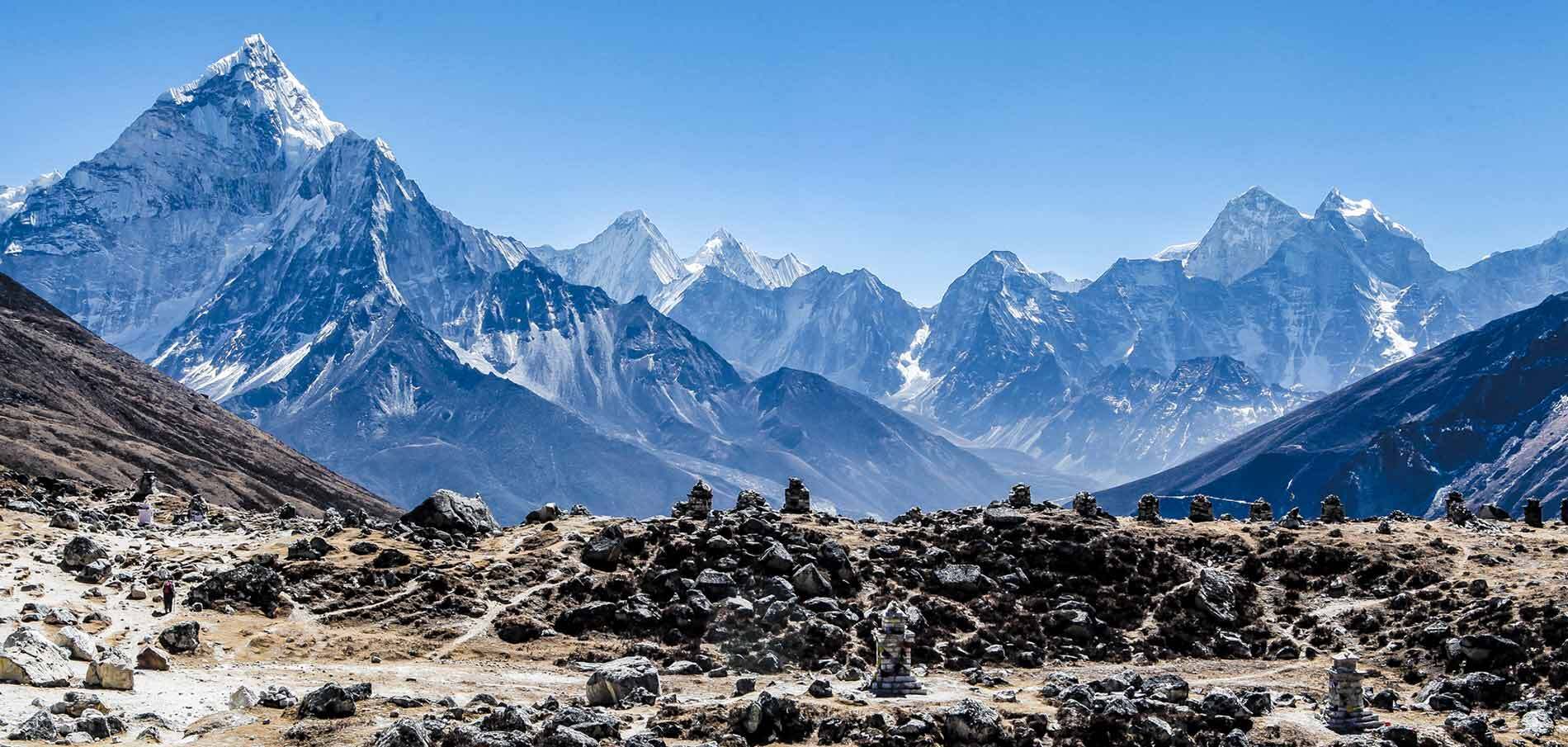 When is the Best Time for the Everest Three High Passes Trek?