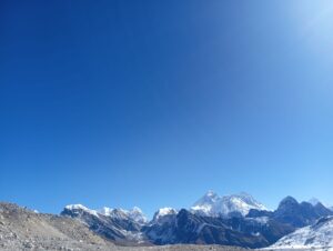 Everest Gokyo Ri in high pass trek