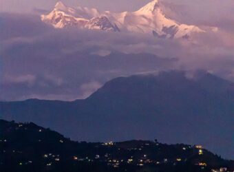 7 Reasons to Visit Everest Region: Adventure, Peaks & Sherpa Culture.