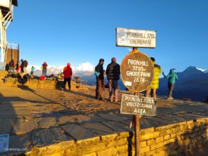 People gathering on the Poonhill point before sunrise 
