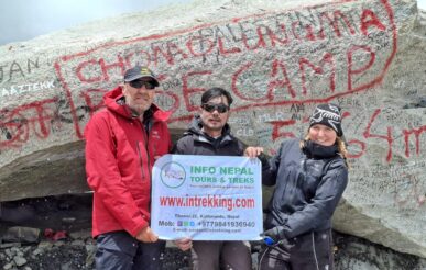Hire Guides and Porters for Everest Base Camp