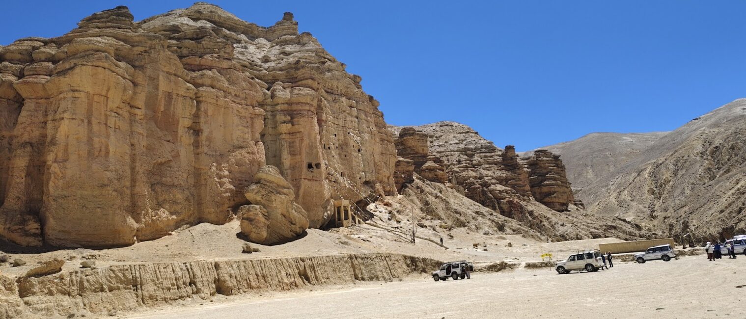 Upper Mustang Jeep Tour