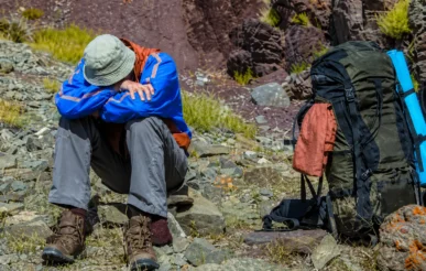 How to Avoid Altitude Sickness on EBC Trek 2026